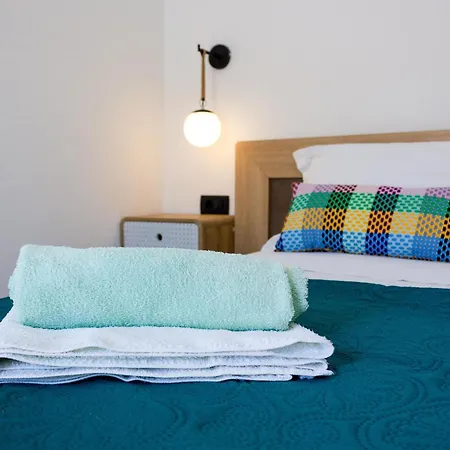 Sea-view In Kastel 아파트 *