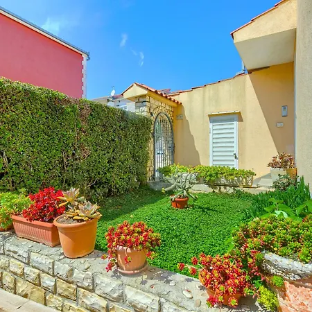 Sea-view In Kastel 아파트 *